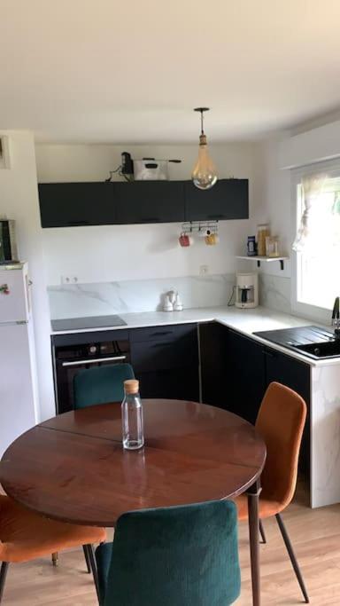 Appartement Lumineux De 60M2 Guer Kültér fotó