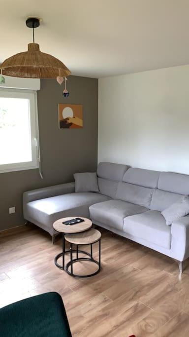 Appartement Lumineux De 60M2 Guer Kültér fotó